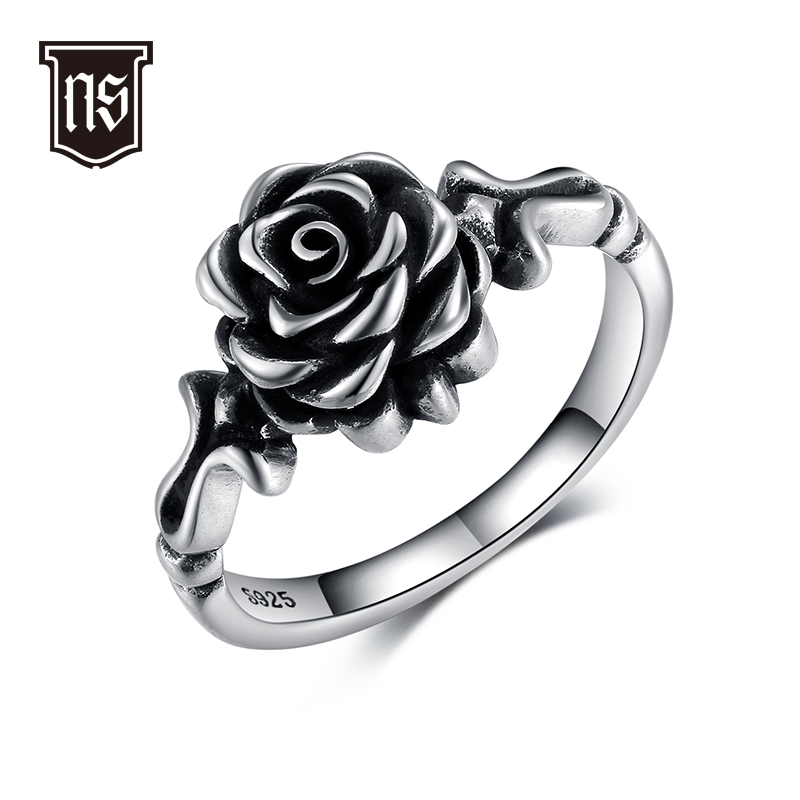 玫瑰十字镂空戒指