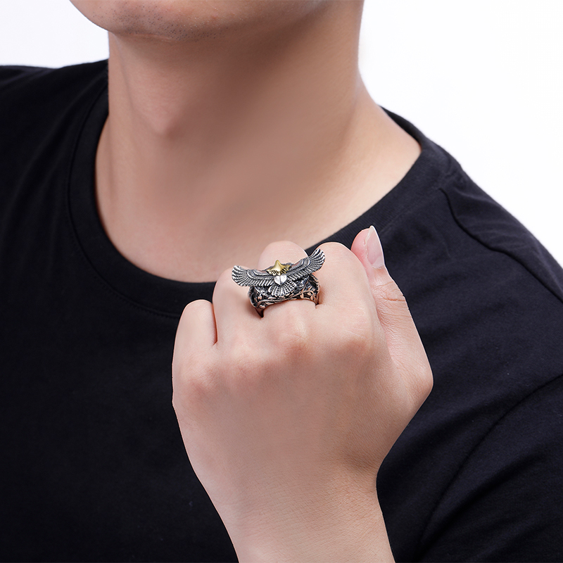小号鹰合金戒指