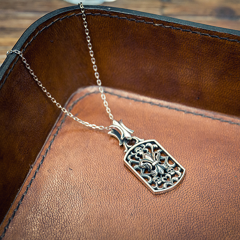 花式童军花镂空军牌吊坠