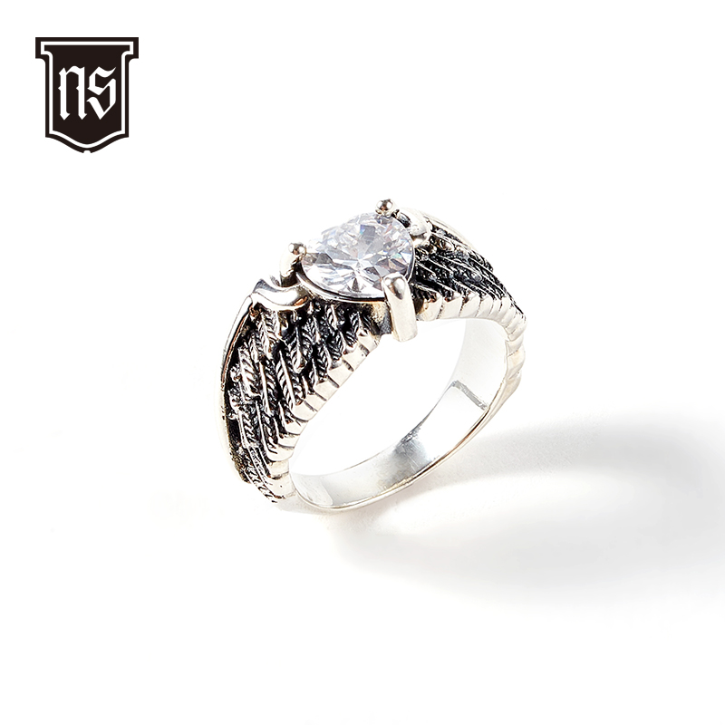 羽毛翅膀锆石戒指